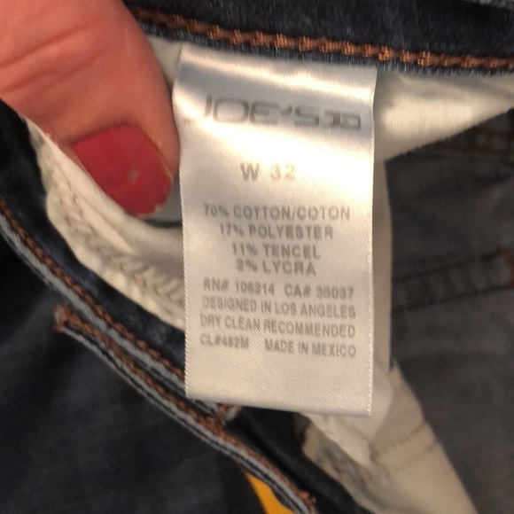 Joe’s Jeans size 32 cropped with cuff midrise , stretch great with boots - Picture 10 of 13
